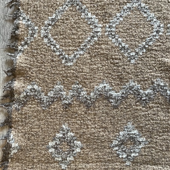 WOOL Wilfred Scarf. - Picture 3 of 6